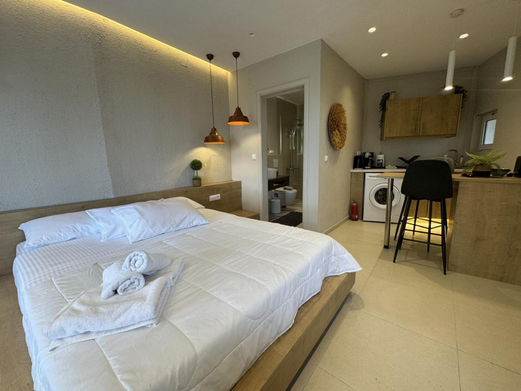Eleftherias Suites - Near Beach Apartments Marathi  Exterior photo